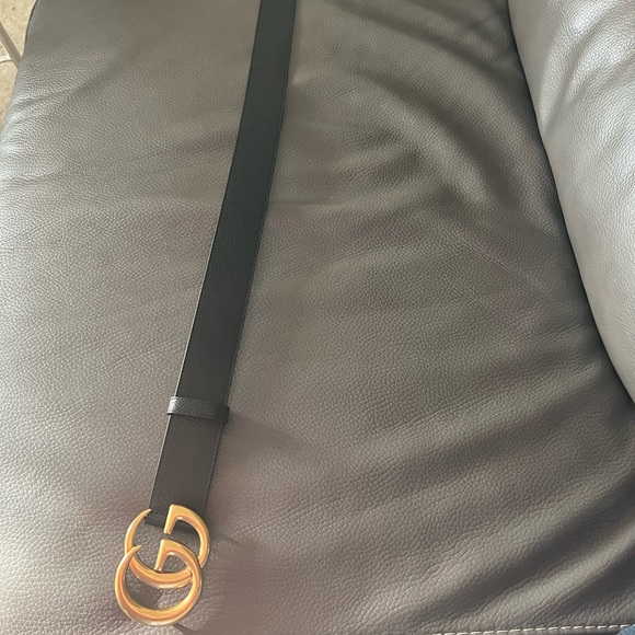 Sold- Authentic Gucci Marmont Large Black Leather GG Belt - Picture 4 of 9